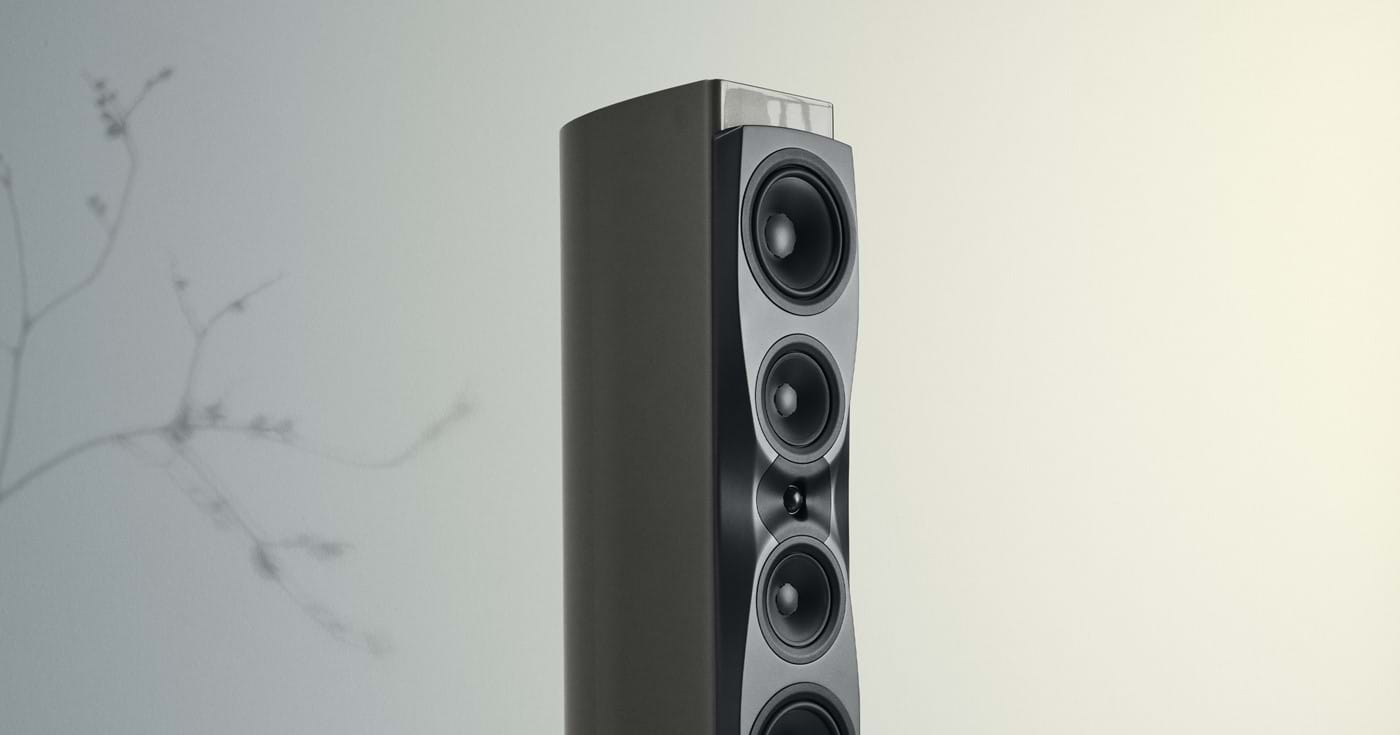 3200x1800px_confidence_50_smoke_high_gloss_01