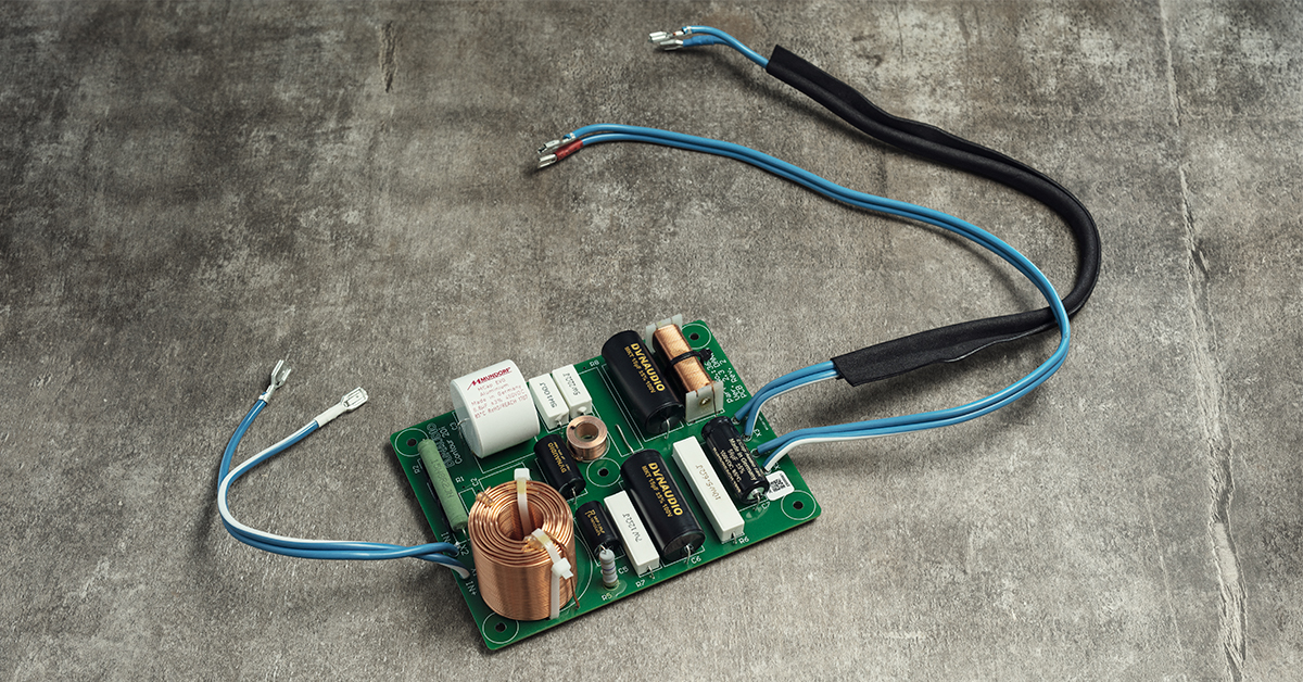 Contour 20i in Stereopluss